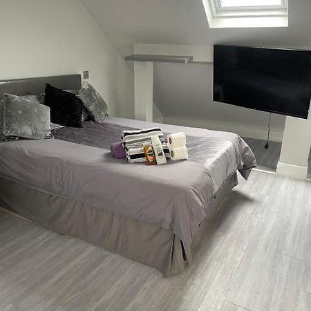 Newly Renovated Studio In Acton London Luaran gambar